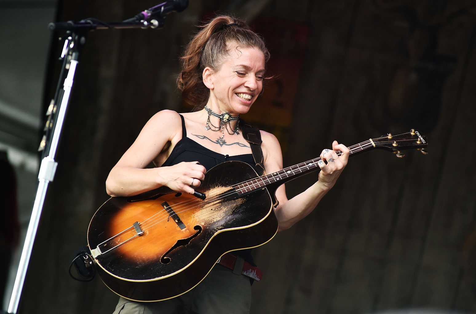 Ani DiFranco Supports Emily s List March For Our Lives On Rising Up Tour Billboard