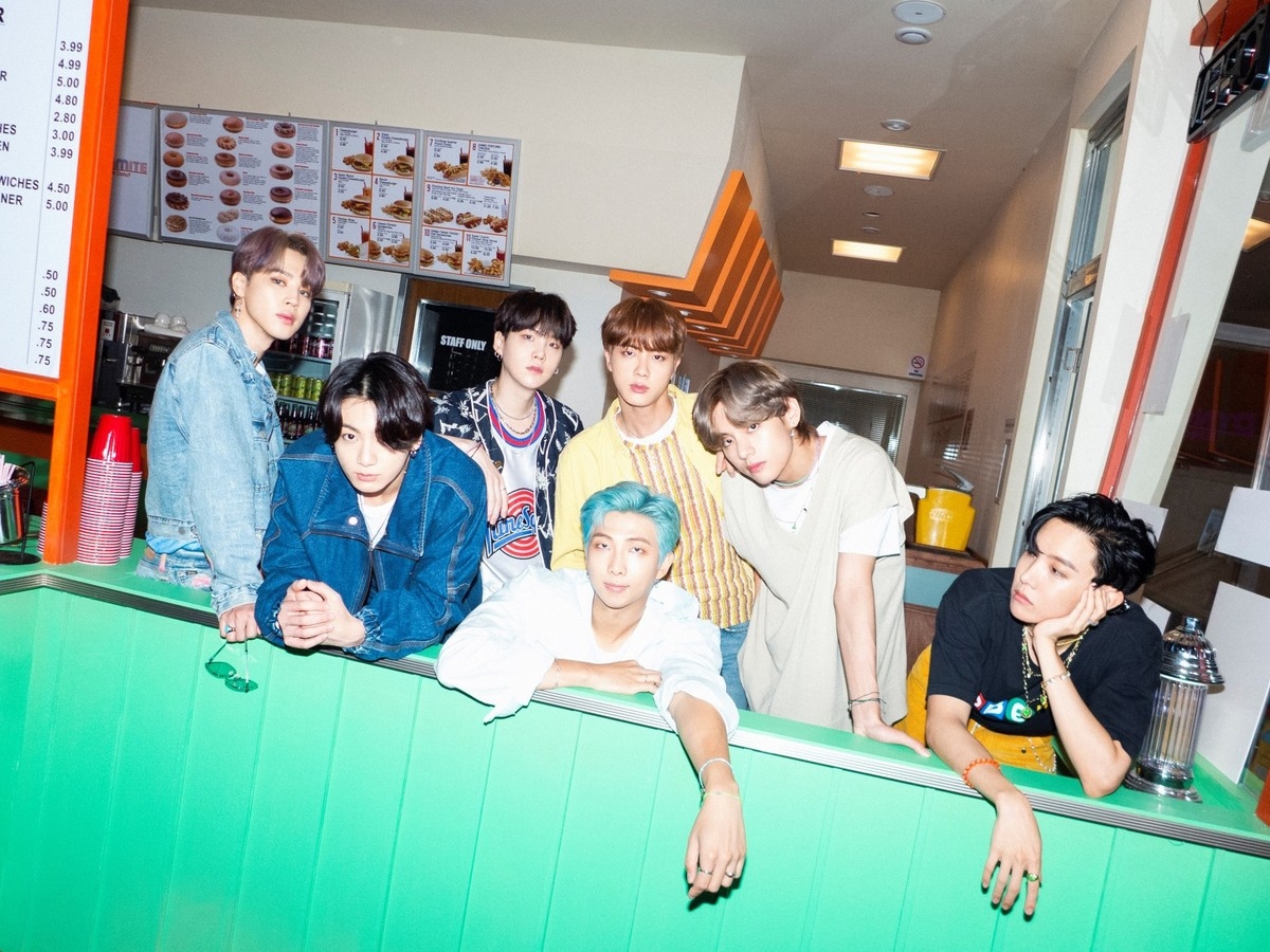 BTS s Dynamite Could Upend The U S Music Industry The Atlantic BTS s Dynamite Could Upend The U S Music Industry The Atlantic