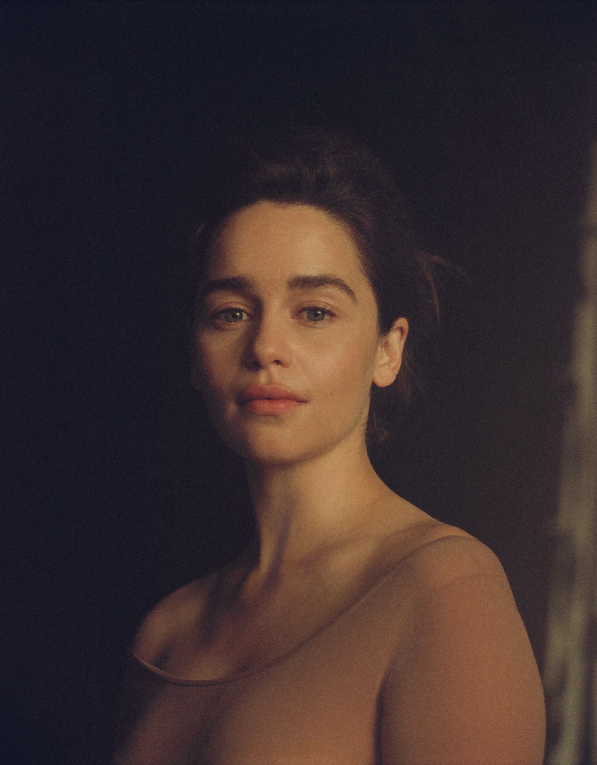 Emilia Clarke Of Game Of Thrones On Surviving Two Life Threatening Aneurysms The New Yorker Emilia Clarke Of Game Of Thrones On Surviving Two Life Threatening Aneurysms The New Yorker
