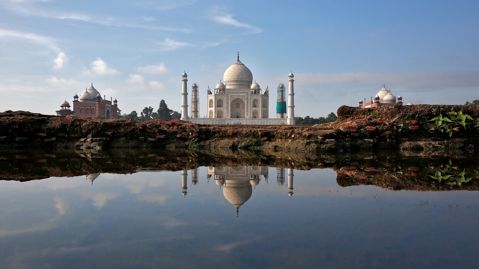 How Hindu Nationalists Politicized The Taj Mahal The Atlantic How Hindu Nationalists Politicized The Taj Mahal The Atlantic