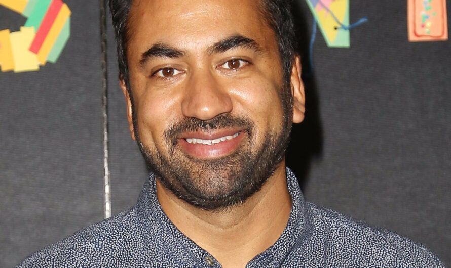 Actor Penn Crossword Clue