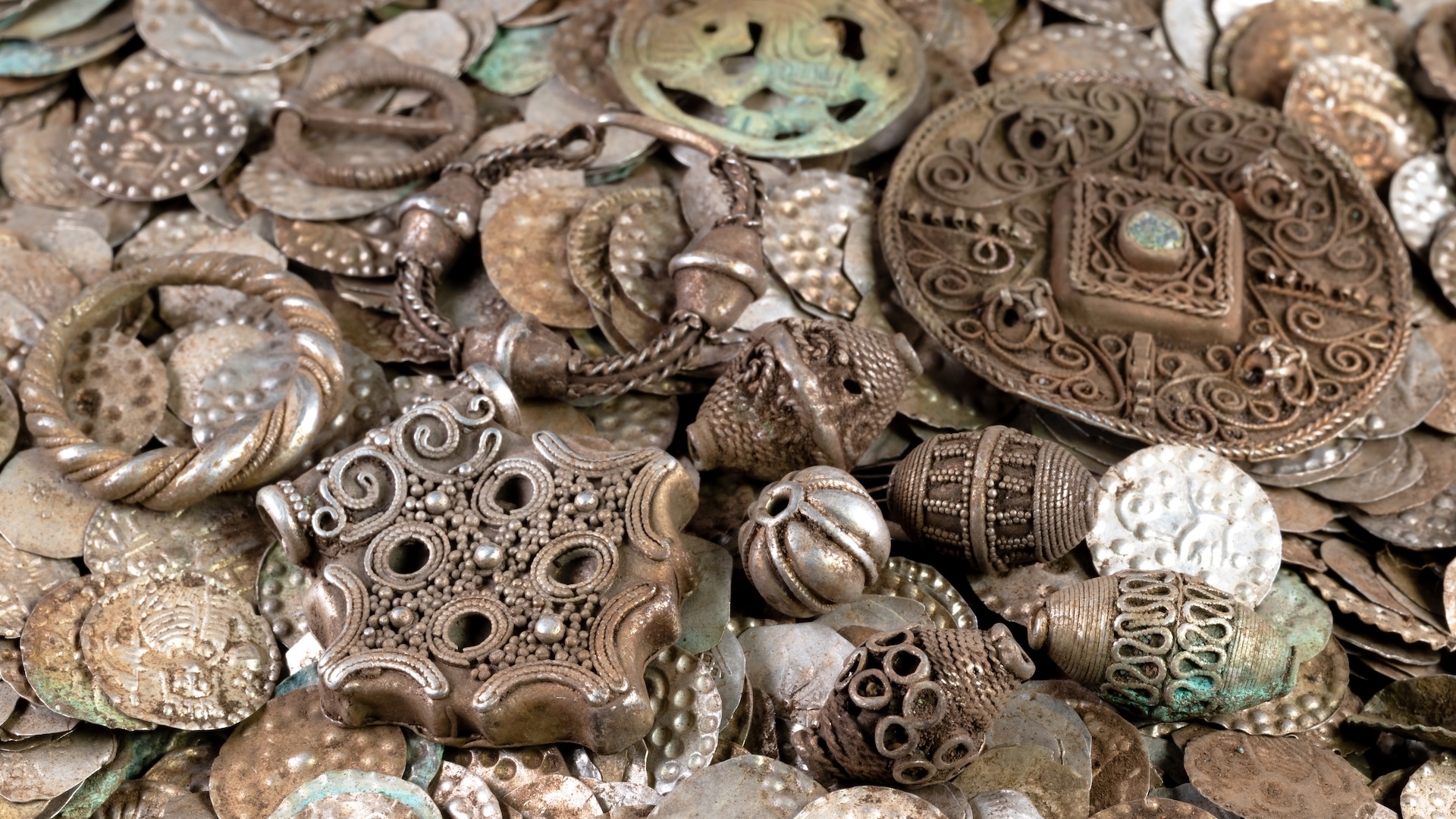 Pot Overflowing With Gold Coins Discovered In Ancient Greek City In Turkey Live Science