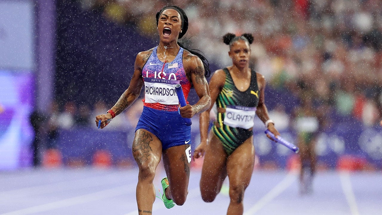 Sha Carri Richardson Anchors Team USA Winning Gold In Women s 4x100 meter Final Fox News Sha Carri Richardson Anchors Team USA Winning Gold In Women s 4x100 meter Final Fox News