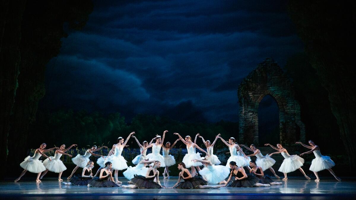 Swan Lake Balanchine And Alma Deutscher A Dance Superbloom Los Angeles Times Swan Lake Balanchine And Alma Deutscher A Dance Superbloom Los Angeles Times
