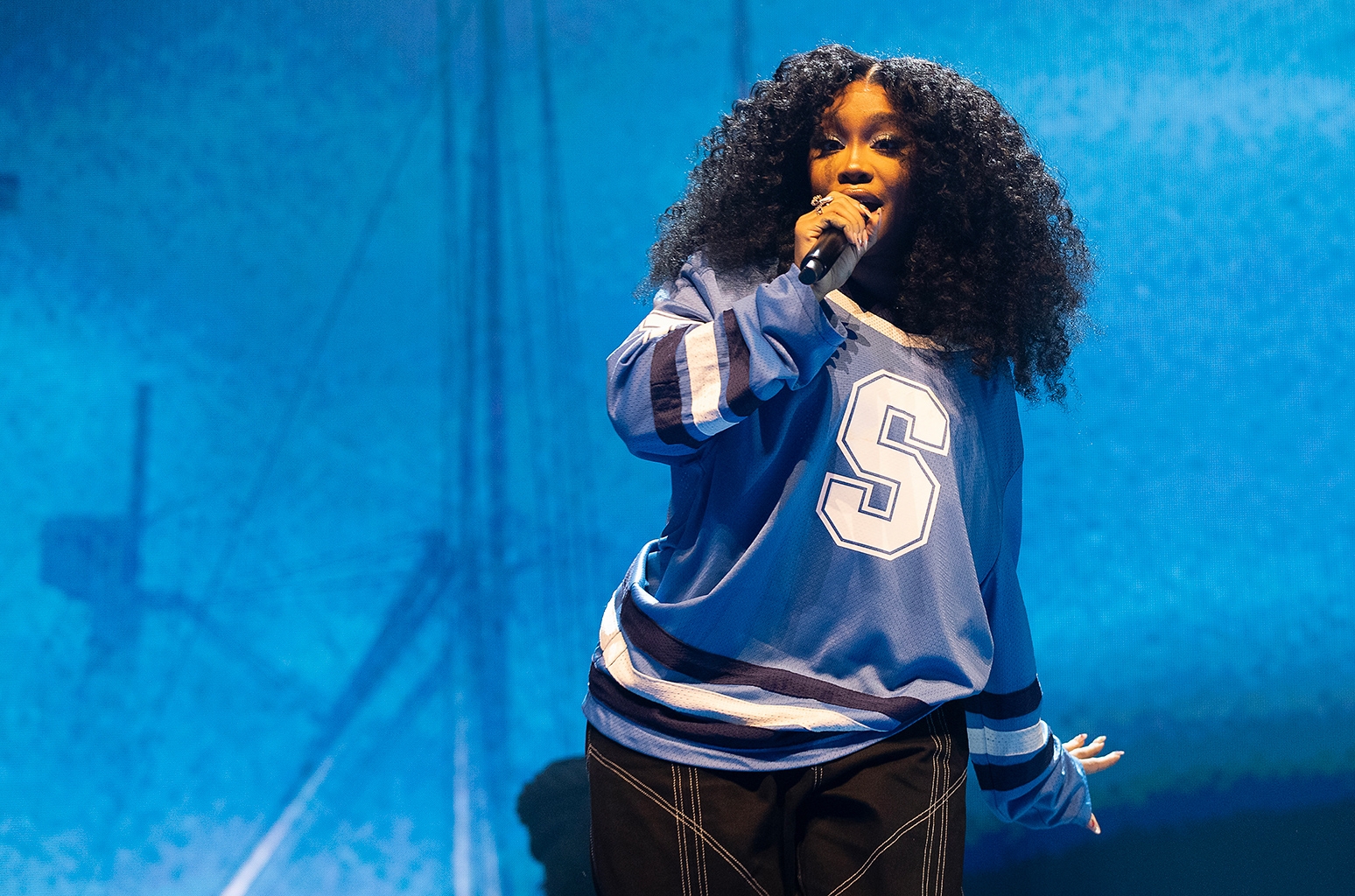 SZA Shares SOS Deluxe Album Details Reveals Set s New Title SZA Shares SOS Deluxe Album Details Reveals Set s New Title