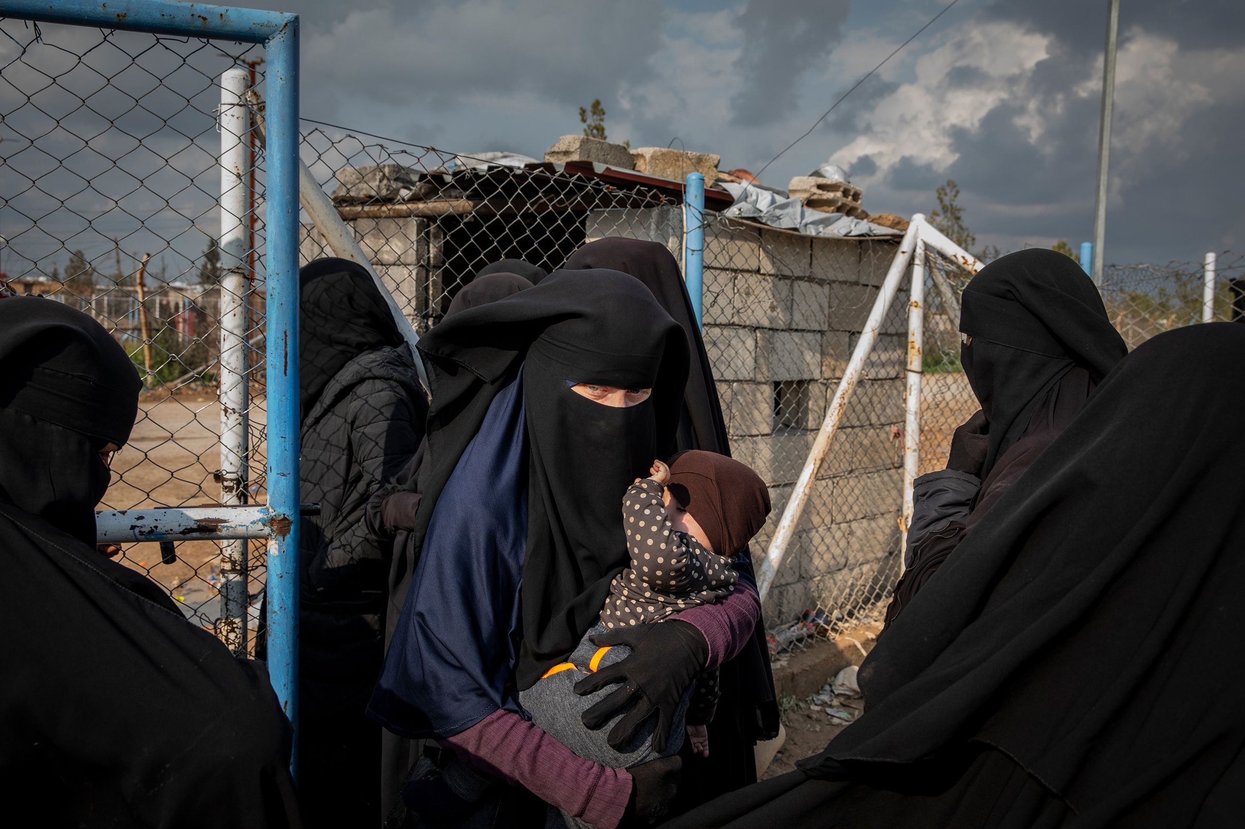 The Open Air Prison For ISIS Supporters and Victims The New Yorker