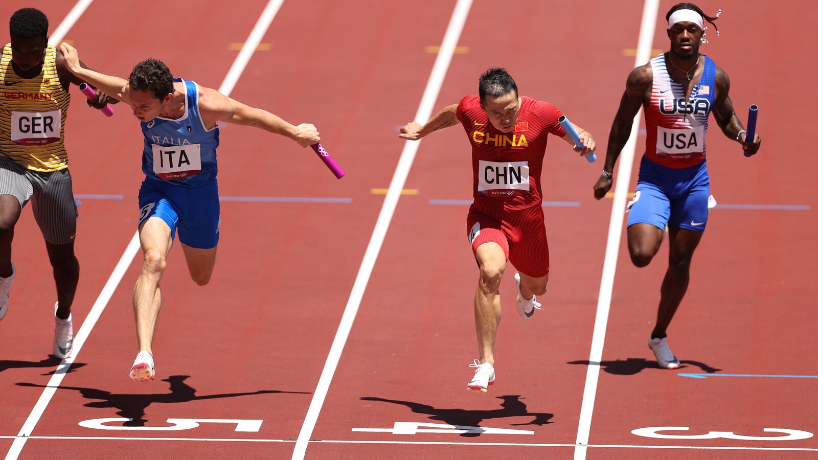 U S Fails To Reach Final In Men s 4x100 Meter Relay The New York Times U S Fails To Reach Final In Men s 4x100 Meter Relay The New York Times